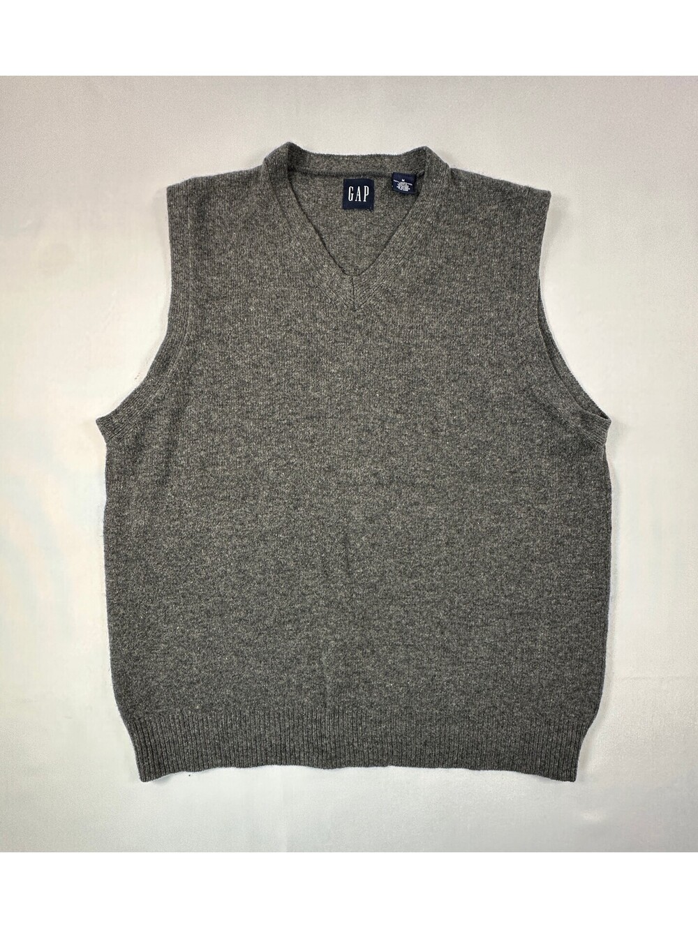 Vintage GAP 100% Lambswool Sweater Vest Men Medium Heather Charcoal Grey V-Neck